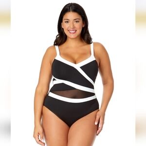 Anne Cole Black and White Swimsuit